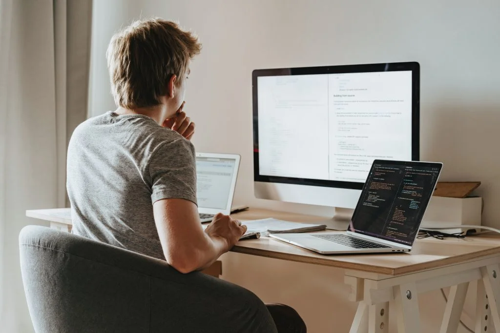 The Future of Work: How Remote Jobs and Digital Nomads Are Redefining Careers
